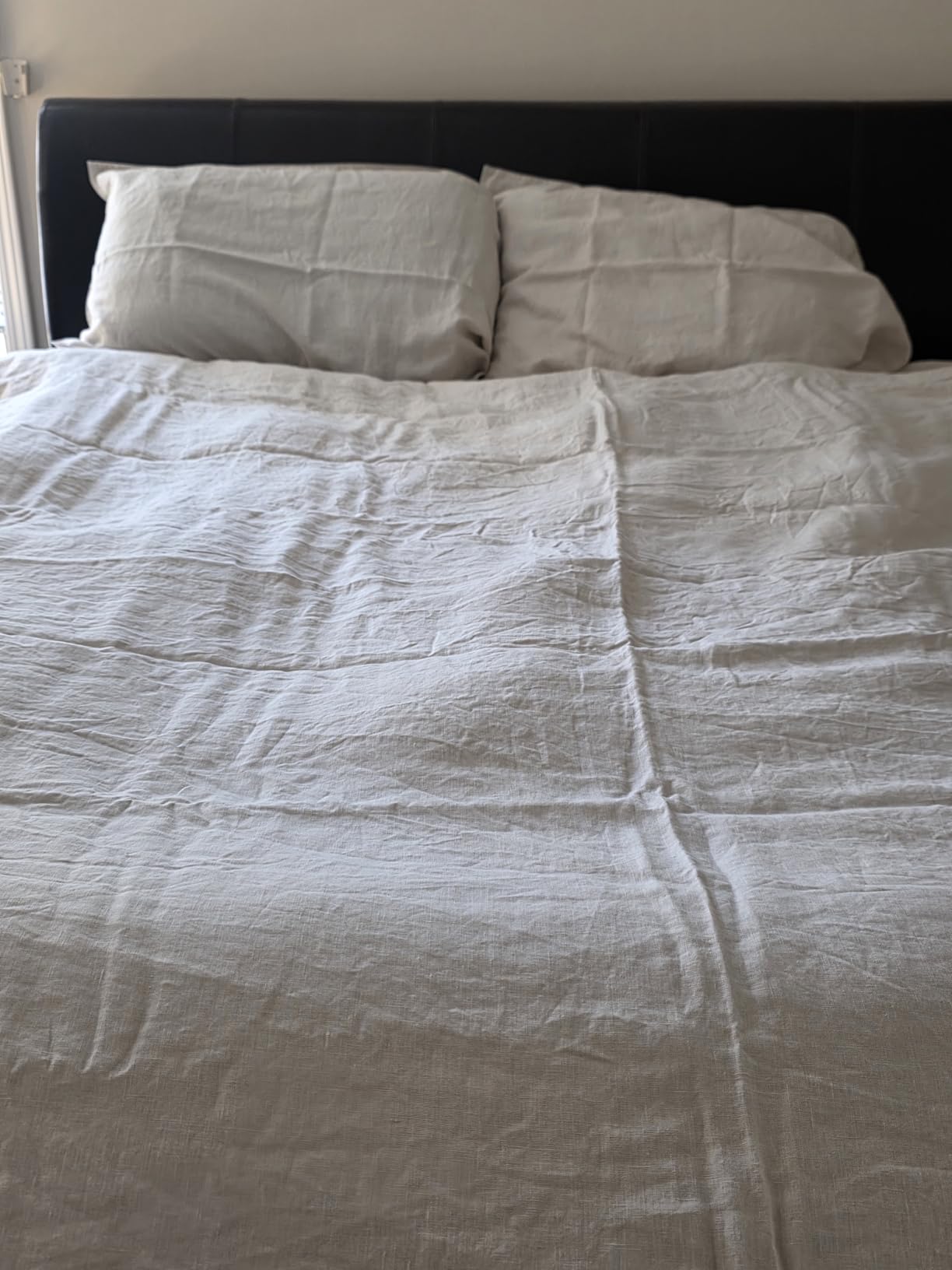 Bedsure PureWoven European Flax Linen Duvet Cover Set, Queen, Linen | Washed, Breathable, Moisture-Wicking, 170 GSM, Button Closure, 8 Interior Ties, All-Season, Luxury, Texture, Soft customer photo 2