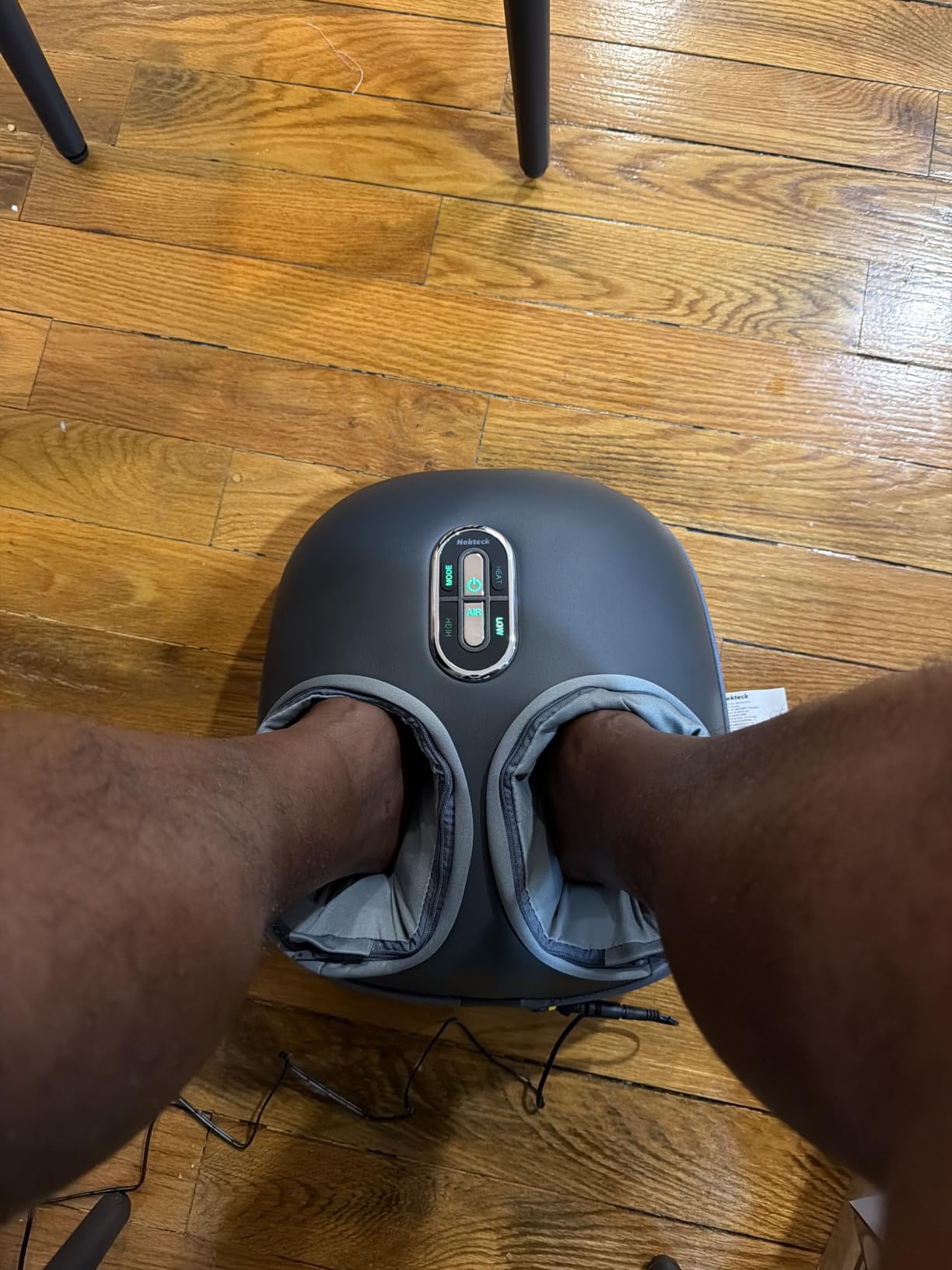 Nekteck Shiatsu Foot Massager with Heat & Air Compression Deep Kneading | 2026 Upgraded Feet Massager, 3 Modes Massage Improve Blood Circulation Foot Wellness Plantar Fasciitis, Fits Size to US 13 customer photo 1