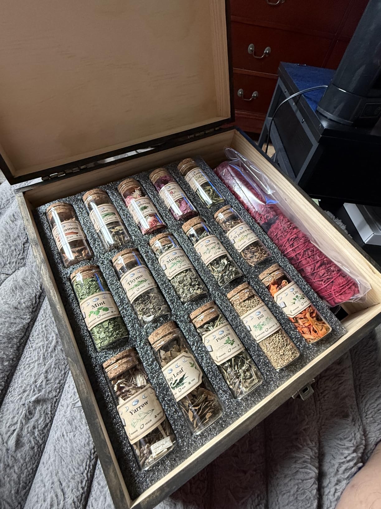 FlyweightZ Herbs for Witchcraft, Witchy Gifts for Women, Dried Flowers 30Pack customer photo 1