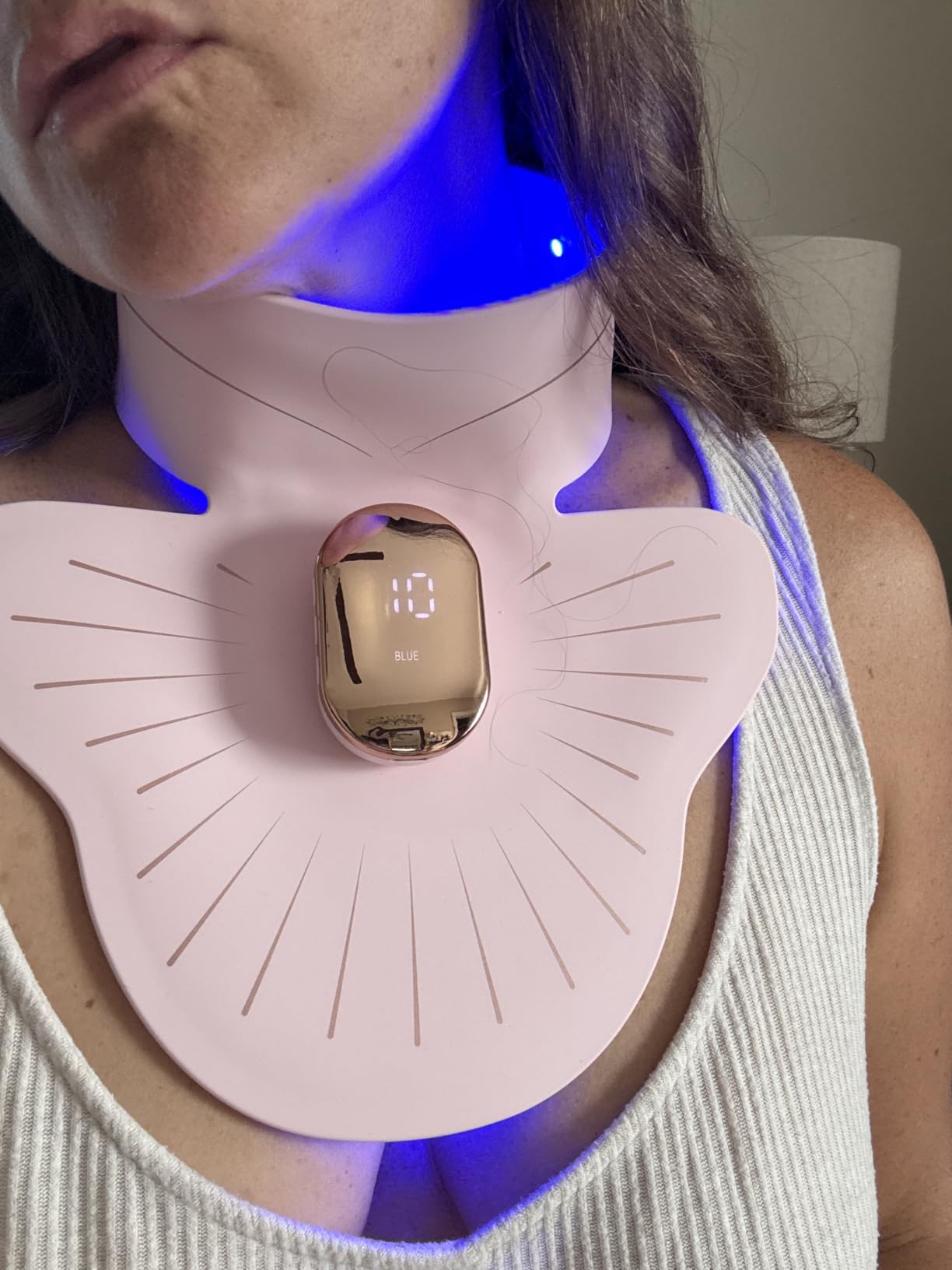 Red Light Therapy Mask for Face & Neck, 850nm NIR & 660nm Red LED, 4 Modes customer photo 1