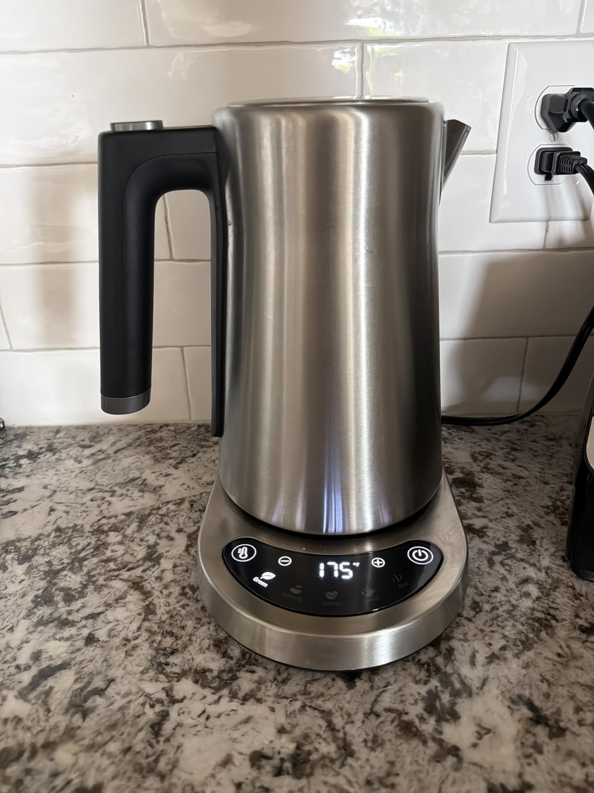 Cosori Stainless Steel Electric Kettle with Temperature Control, 1.7L | No Plastic Contact with Water, 5 Presets, plus-minus 5degF Temp Control, 60-Min Keep Warm, Dual Lid Opening, Tea, Coffee & Hot Water customer photo 1