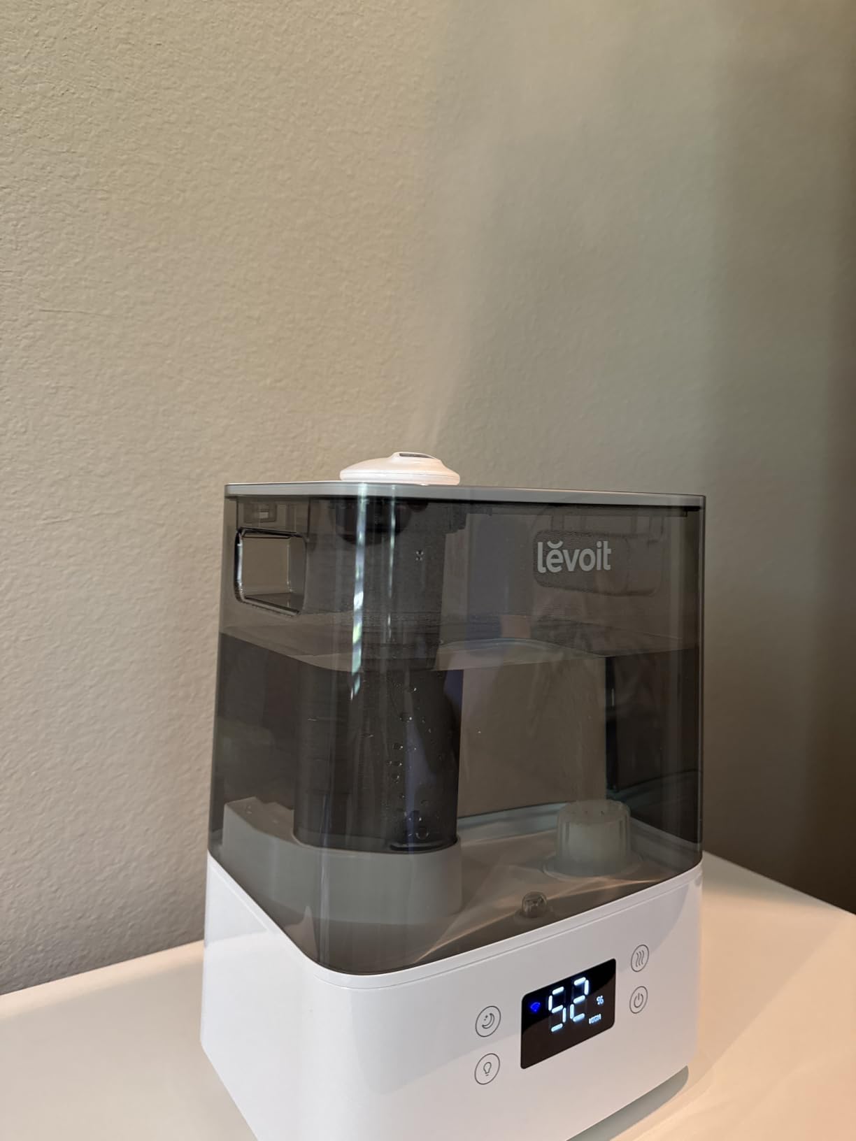 Levoit Humidifiers for Bedroom Large Room, 6.2L Dishwasher Safe, Smart App | Top Fill Cool Mist Humidifier for Baby & Plants, Easy to Clean, Quiet 26dB, 62H Runtime, Essential Oil, NeoClassic 650S customer photo 1
