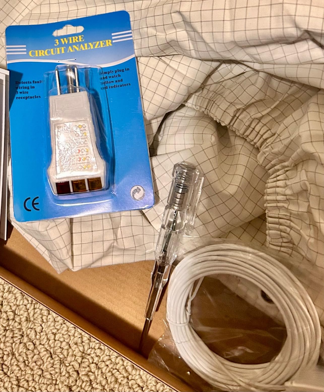 Grounding Sheets King 25% Silver Fiber 75% Organic Cotton with Outlet Tester and Test Pen, Grounded Bed Sheet Kit Earth Connected Bedding for Bed (Gray, King) customer photo 1