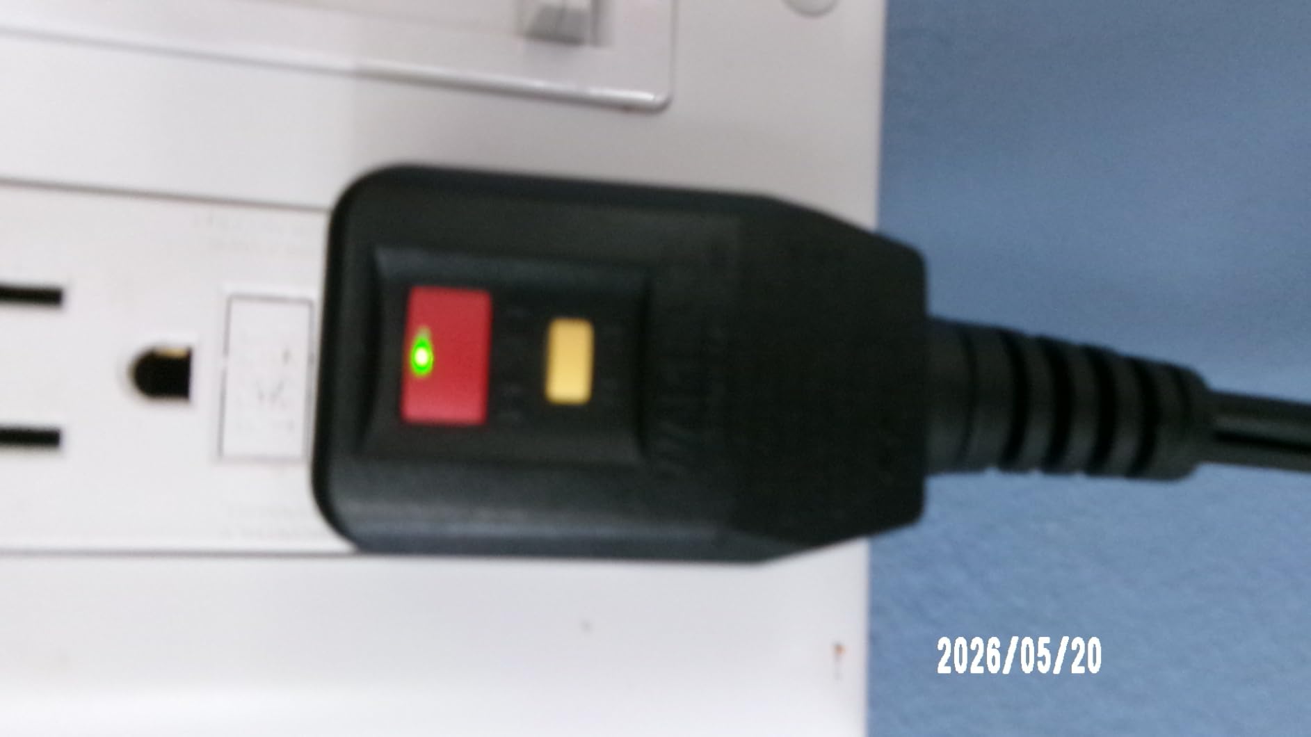 Conair Dual Voltage Hair Dryer, Compact Folding Handle Design, 1600W customer photo 2