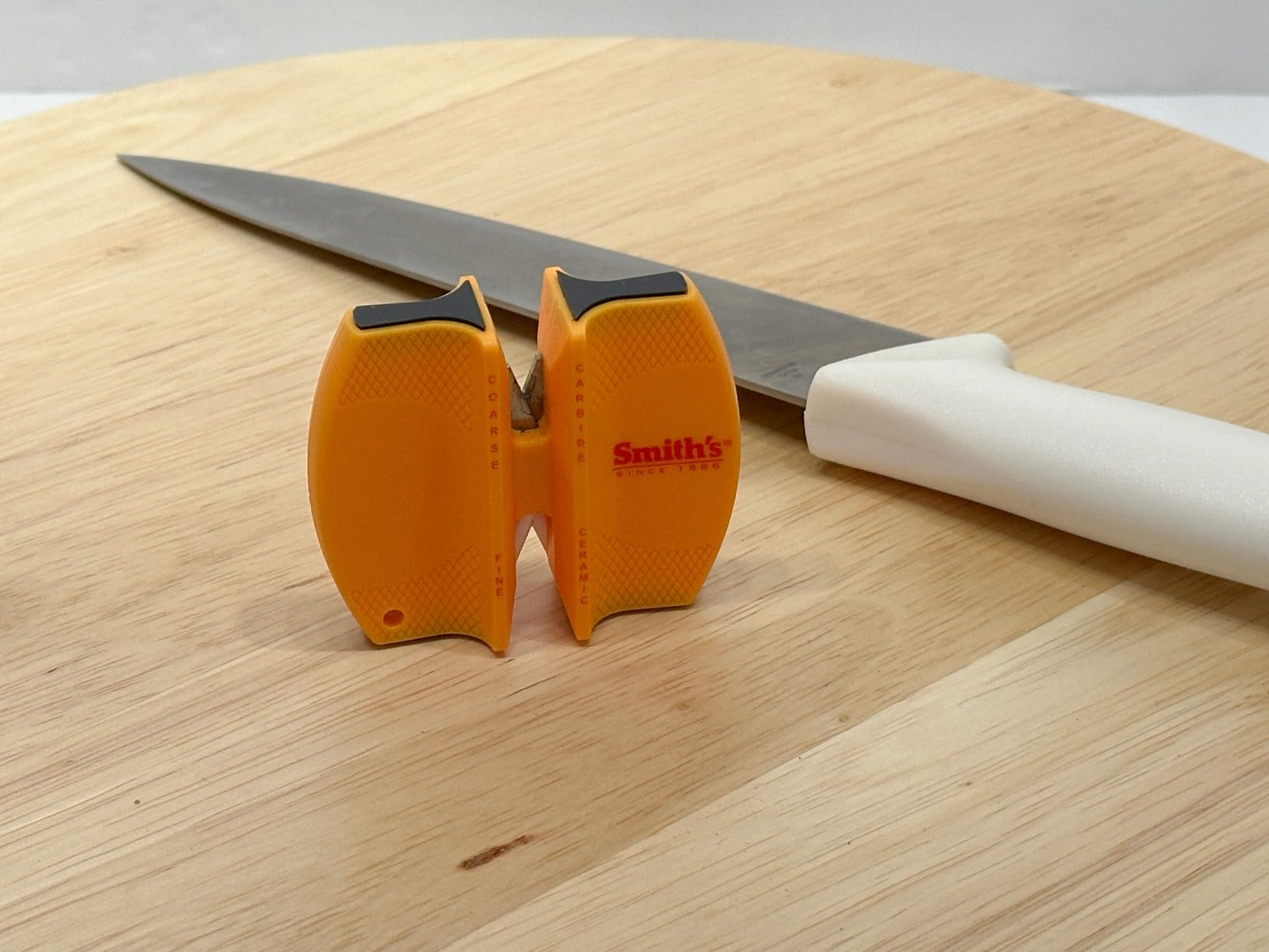 Smith's CCKS 2-Step Knife Sharpener - Yellow - 2-Step Preset Coarse & Fine Slots - Outdoor Handheld Knife Sharpener - Fishing, Hunting, Fillet, Pocket Knives - Compact Plastic Portable Keychain Tool customer photo 2