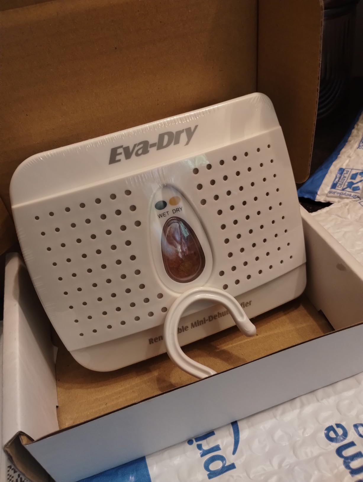 Eva-Dry Wireless Mini Dehumidifier, White (E-333) customer photo 2