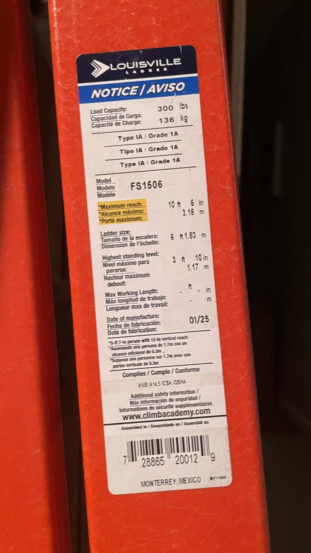 Louisville Ladder 2-Foot Fiberglass Step Stool Industrial, 300-Pound Load Capacity, Type IA, FS1502 customer photo 1