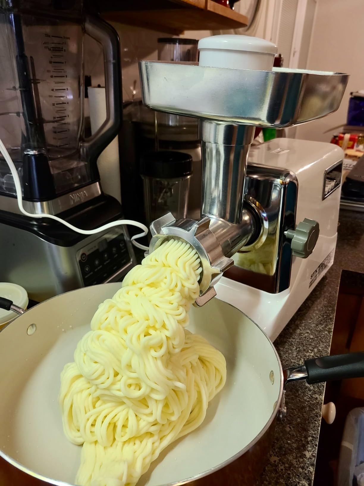 STX International Turboforce 3000 Series 5-in-1 Electric Meat Grinder | 3000W Max | 3-Speed | Size #12 | 5 Grinding Plates | 3 Stainless Steel Blades | Sausage Stuffer | Kubbe Maker & More Included customer photo 1