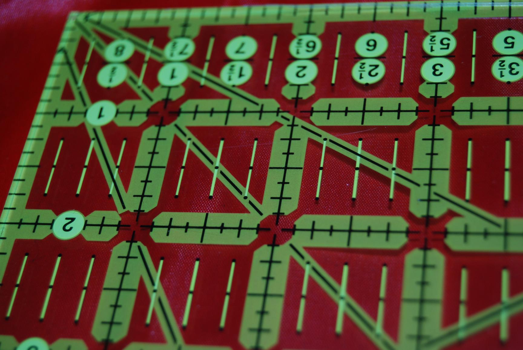 Omnigrip Non-Slip Rectangle Quilting Ruler, Cuts 6