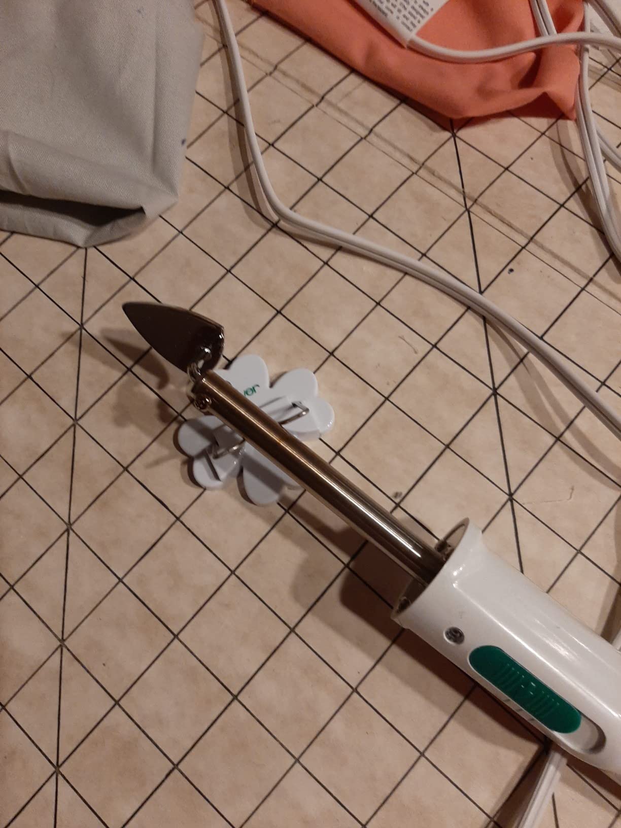 Clover MCI-900 Mini Iron , White customer photo 1