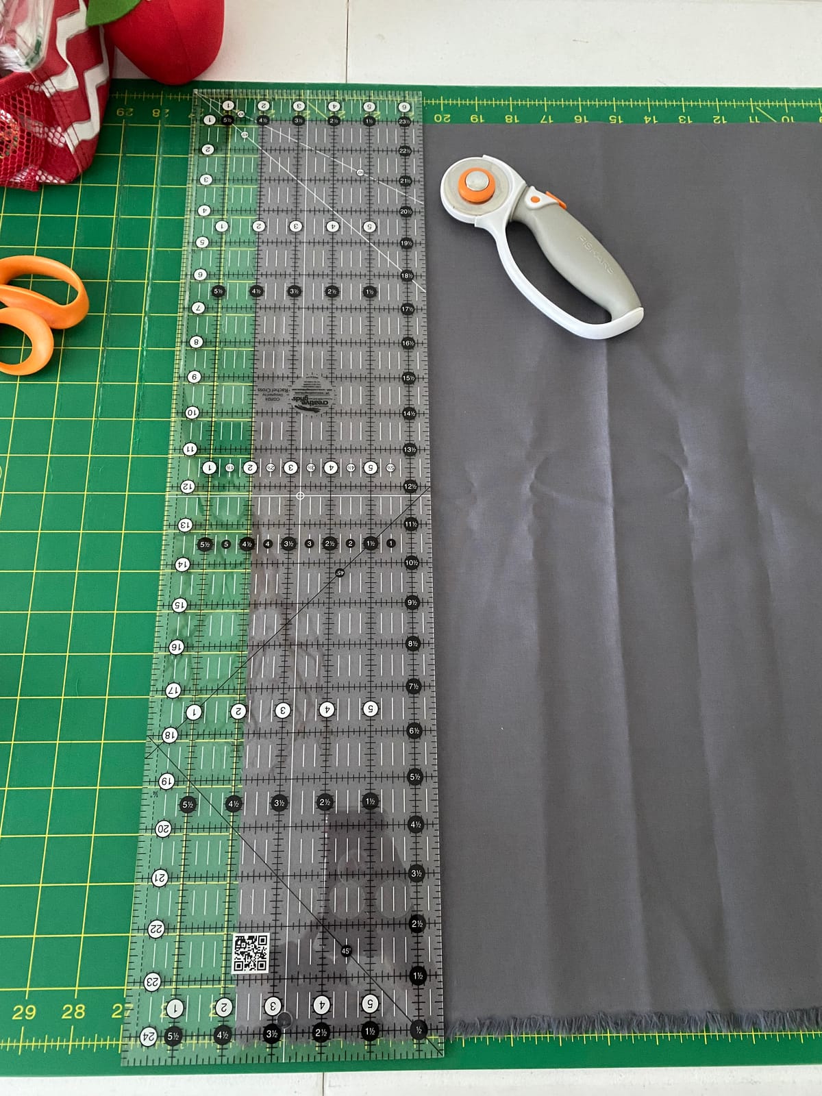 Creative Grids Quilt Ruler 6-1/2in x 24-1/2in Rectangle - CGR24 – Made in USA, Non-Slip Grip Acrylic Quilting, Sewing, Crafting, Patchwork Ruler for Measuring & Cutting Fabric customer photo 2