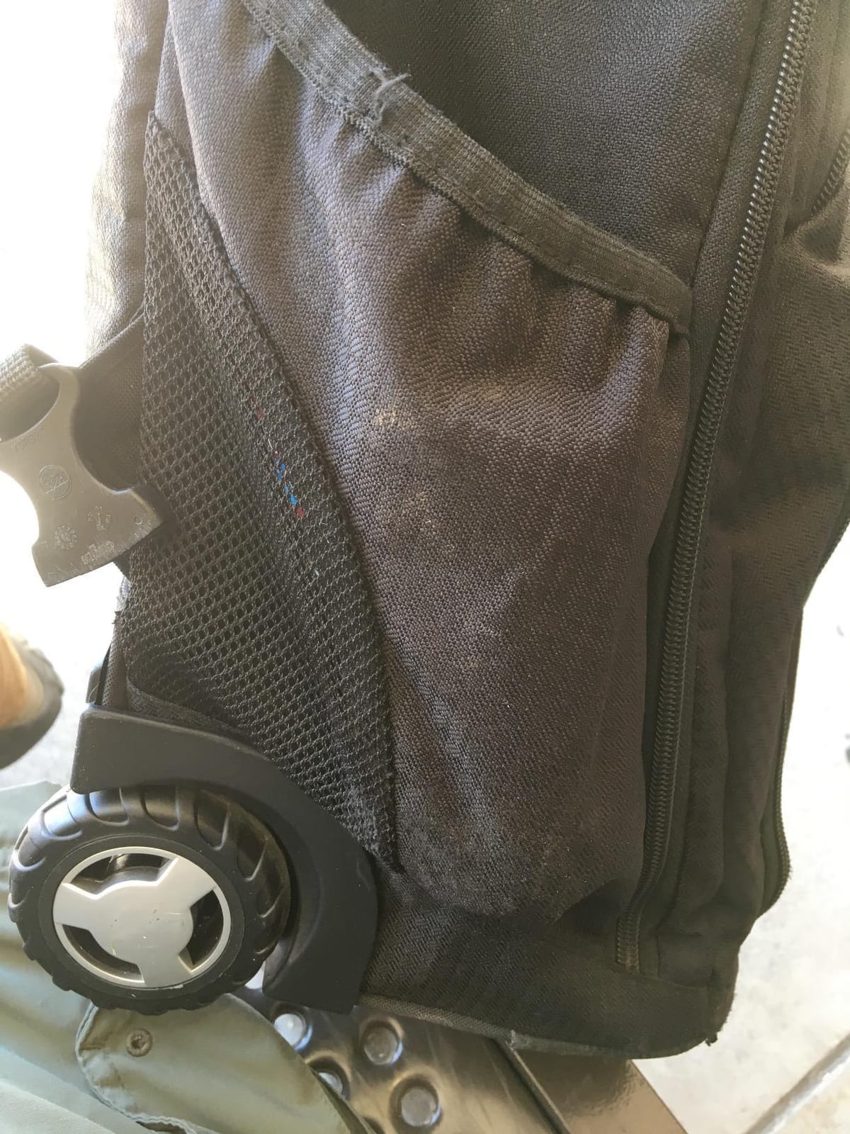 High Sierra Freewheel Wheeled Laptop Backpack, Black, 20.5 x 13.5 x 8-Inch customer photo 1