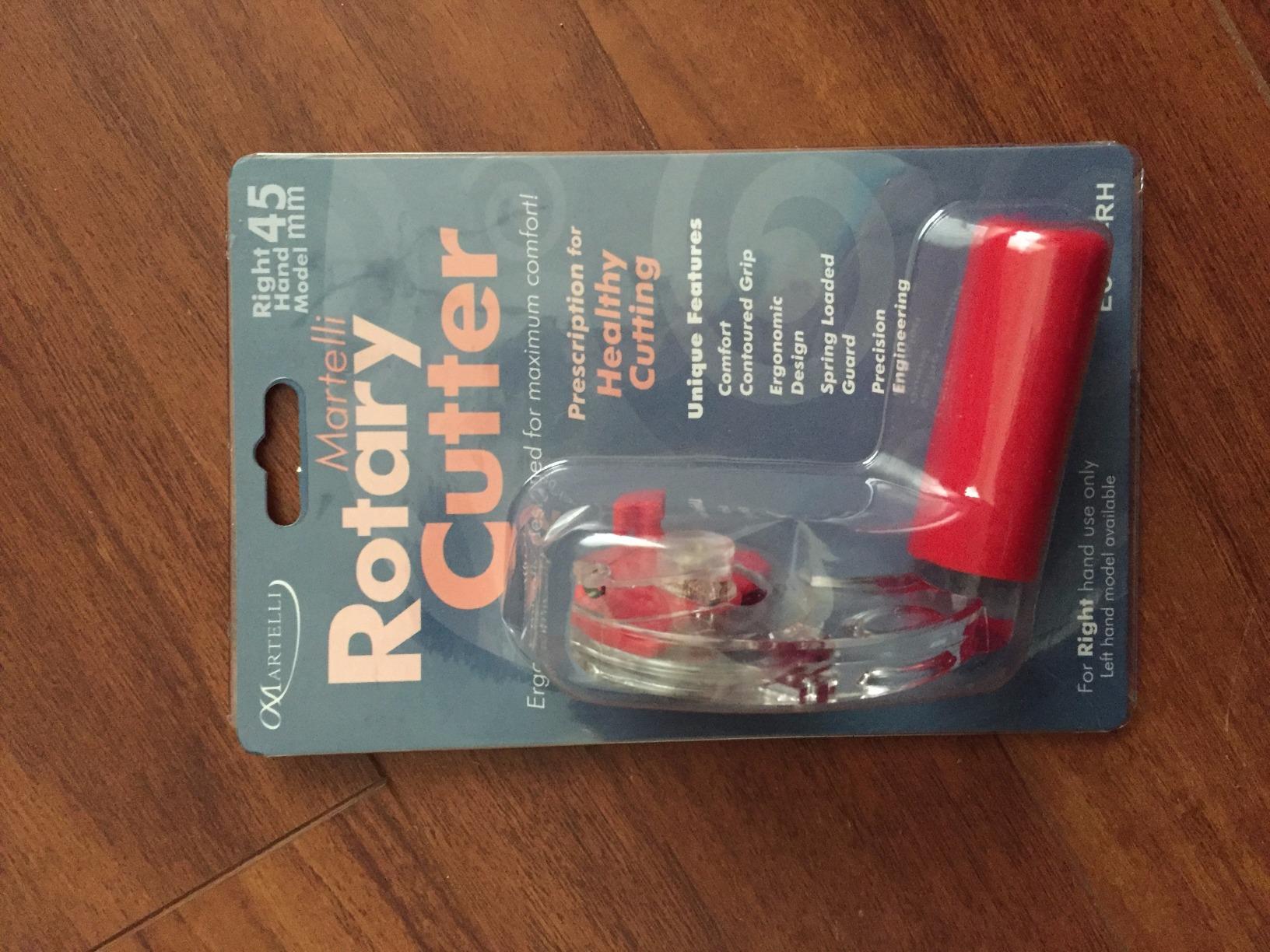TrueCut My Comfort Rotary Cutter - 45mm Ergonomic Wheel Cutter for Fabric, Quilting, Sewing, Crafting - Left or Right-Handed - Track-and-Guide Ruler - Quilting and Sewing Supplies customer photo 2