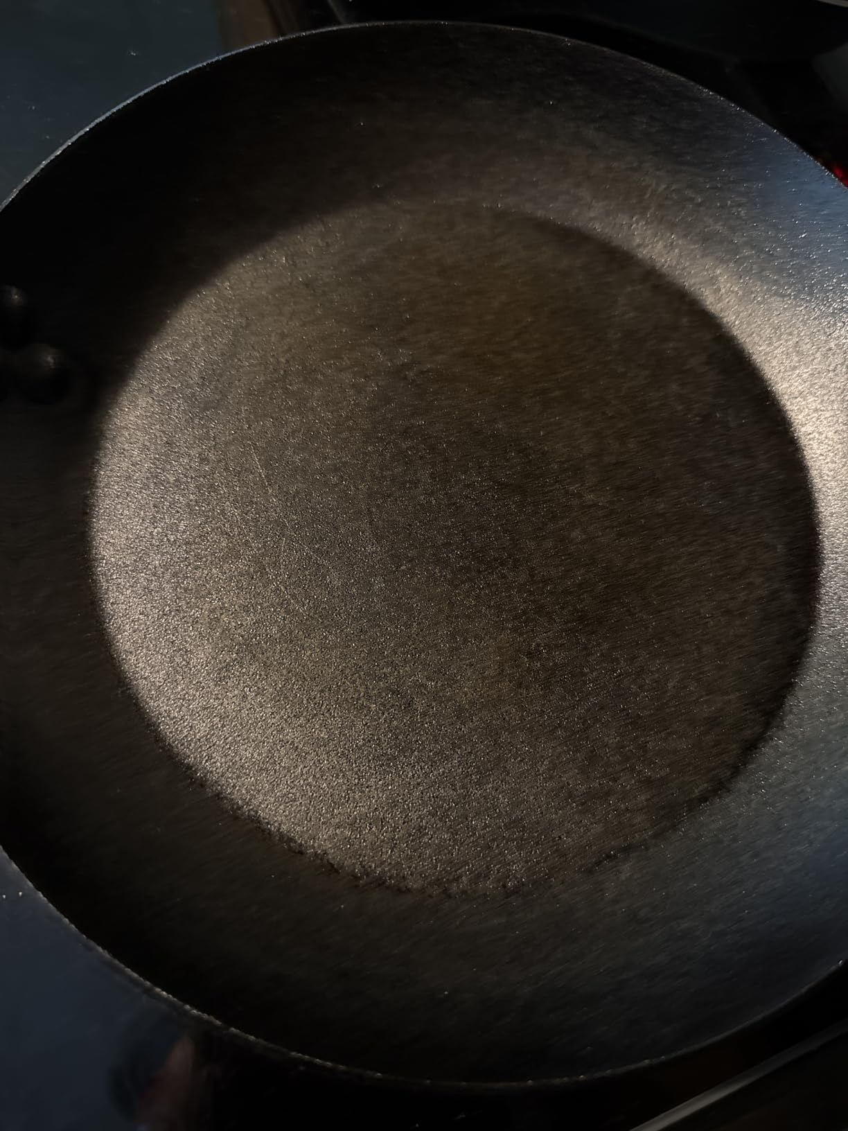 Lodge Pre-Seasoned Carbon Steel Skillet, Long Handle, 8 Inches | Lightweight High Heat Frying Pan with Long Handle for Quick Temperature Response, Ideal for Searing & Sautéing customer photo 1