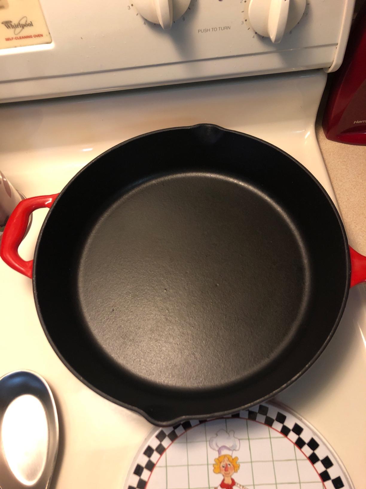 Tramontina Bestow Enameled Cast Iron 12-Inch Skillet with Lid, Blue customer photo 1