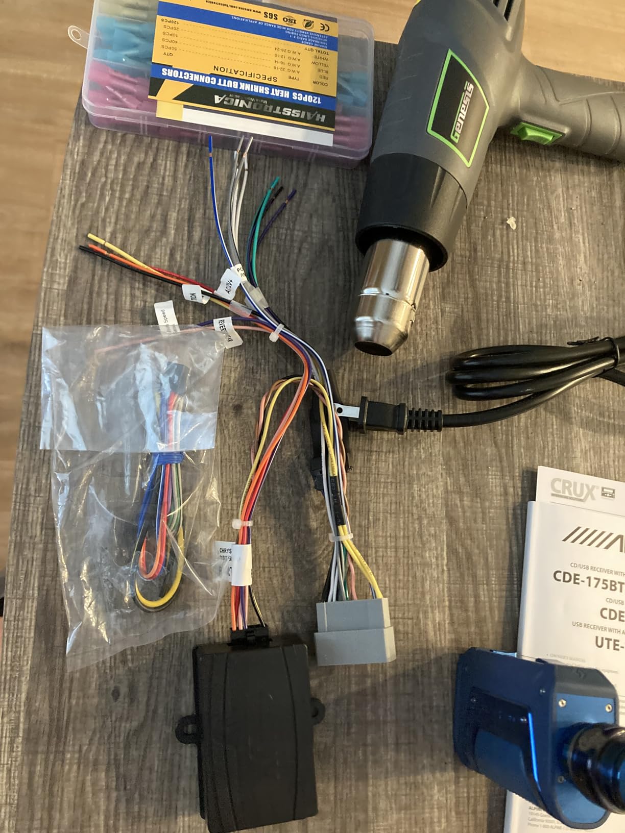 Genesis GHG1500A Dual Temperature Heat Gun Kit With Fast Heat High And Low Settings 572F/1000F, Air Reduction Nozzle, Reflector Nozzle, And Two Deflector Nozzles with 2 Year Warranty customer photo 1