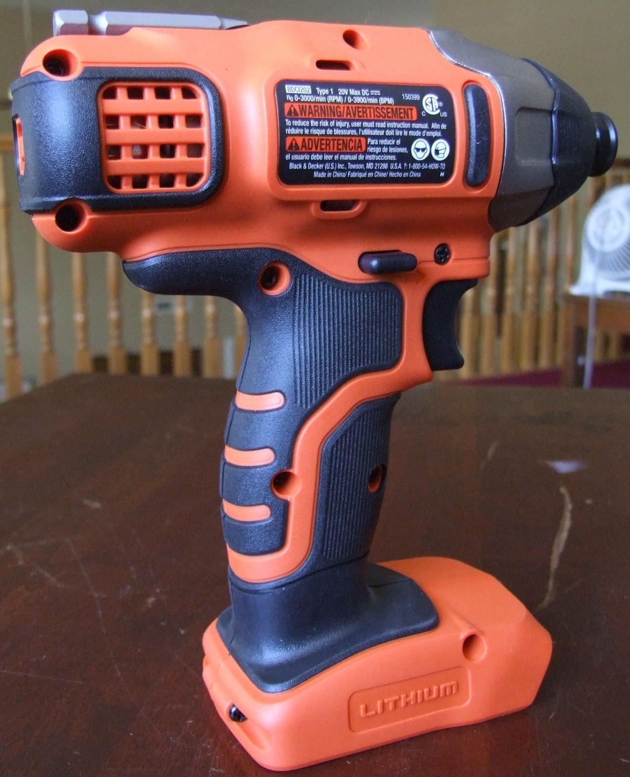 BLACK+DECKER 20V MAX* POWERCONNECT 1/4 in. Cordless Impact Driver Kit (BDCI20C) customer photo 1