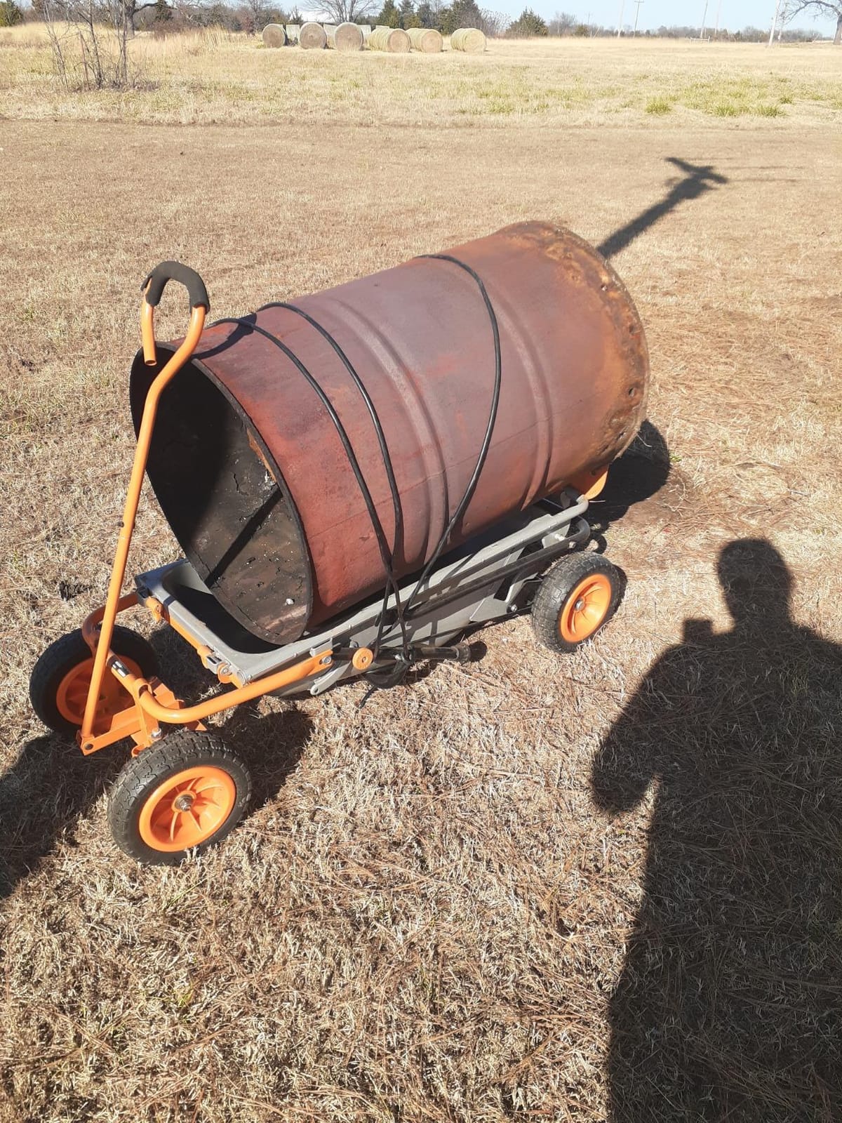 WORX Wheelbarrow Heavy Duty Dolly, 8-in-1 Aerocart Garden Cart, WG050 | lift 200 lbs like lifting 17 lbs; 8-in-1 versatility; smart 2-wheel design; heavy-duty durable construction customer photo 1