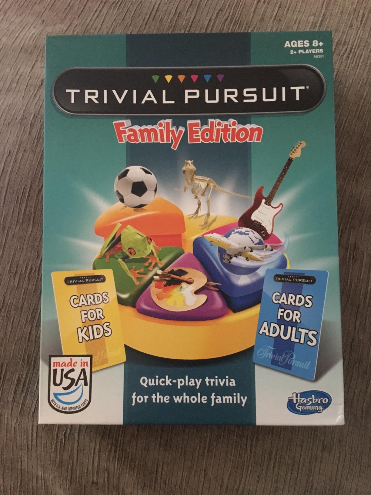 Hasbro Gaming Trivial Pursuit Game: Family Edition Board Game, Family Trivia Games for Adults and Kids, 2+ Players, Ages 8+ (Amazon Exclusive) customer photo 1