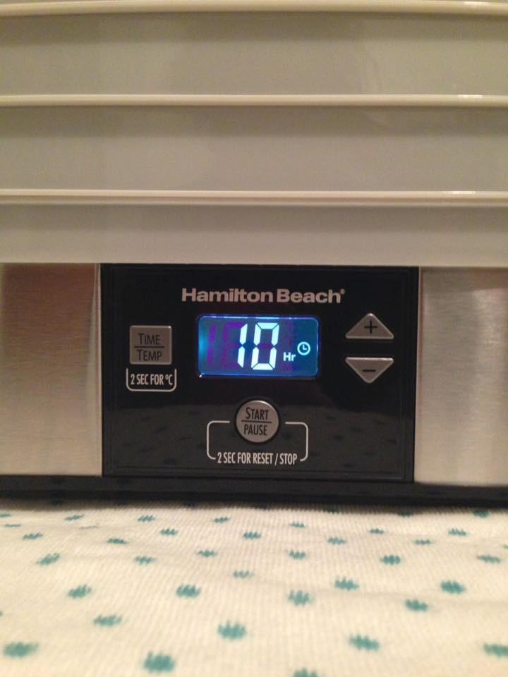 Hamilton Beach Digital Food Dehydrator for Fruit, Jerky, Vegetables & More | 5 Stackable Trays For 4.2 sq. ft. Of Drying Space | Adjustable 100-160ºF Temperature | 48 Hour Timer + Auto Shutoff | Grey customer photo 1