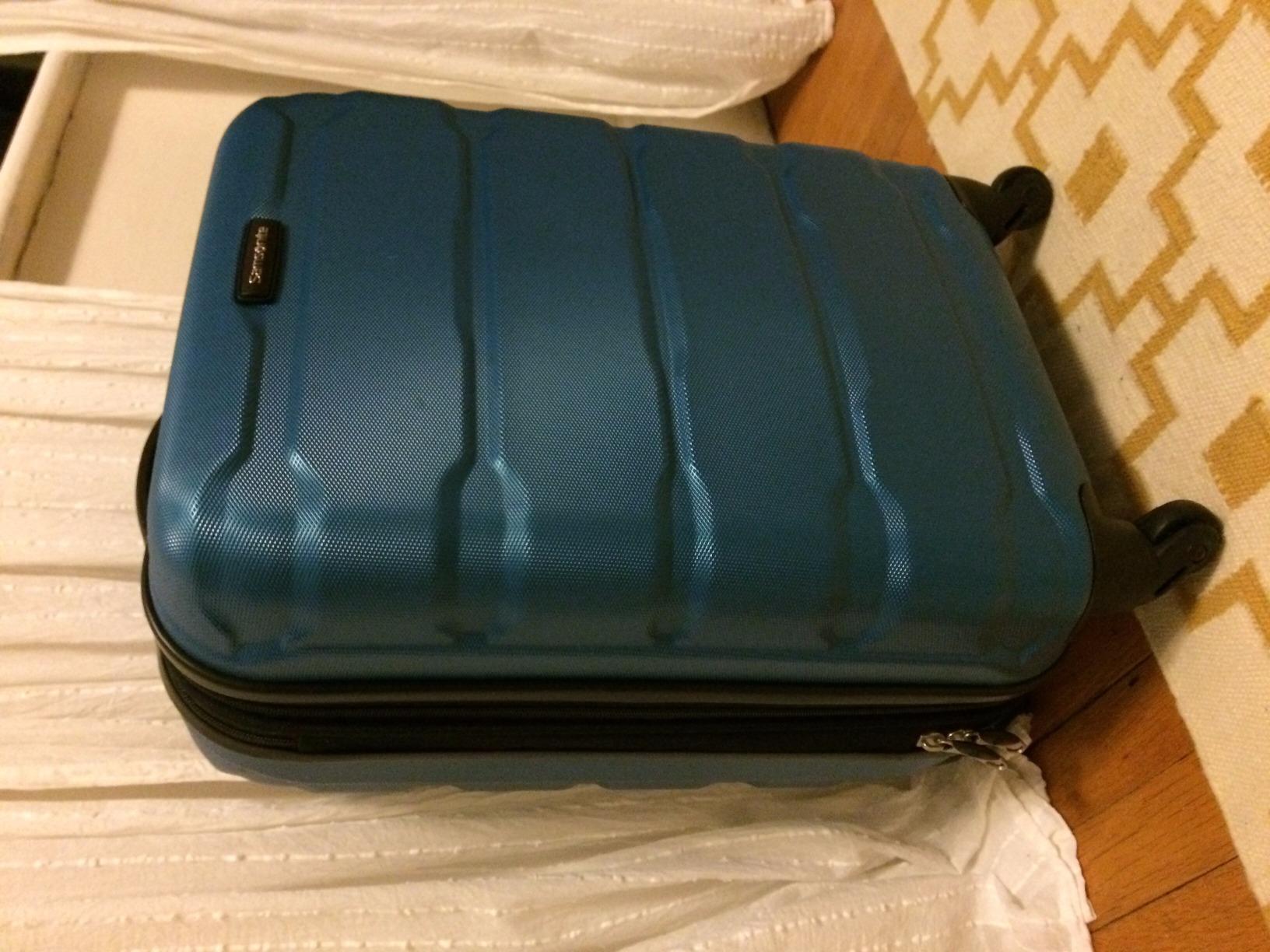 Samsonite Omni PC Hardside Expandable Luggage with Spinner Wheels, Teal, Carry-On 20-Inch customer photo 1