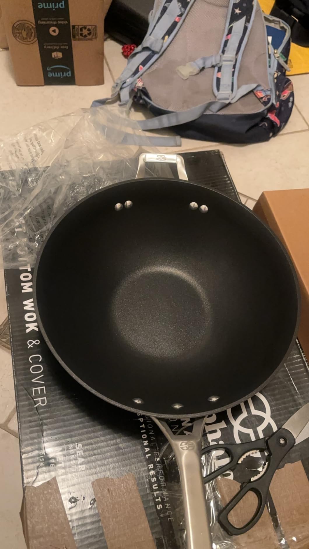 Calphalon Signature Hard-Anodized Nonstick Wok, 12