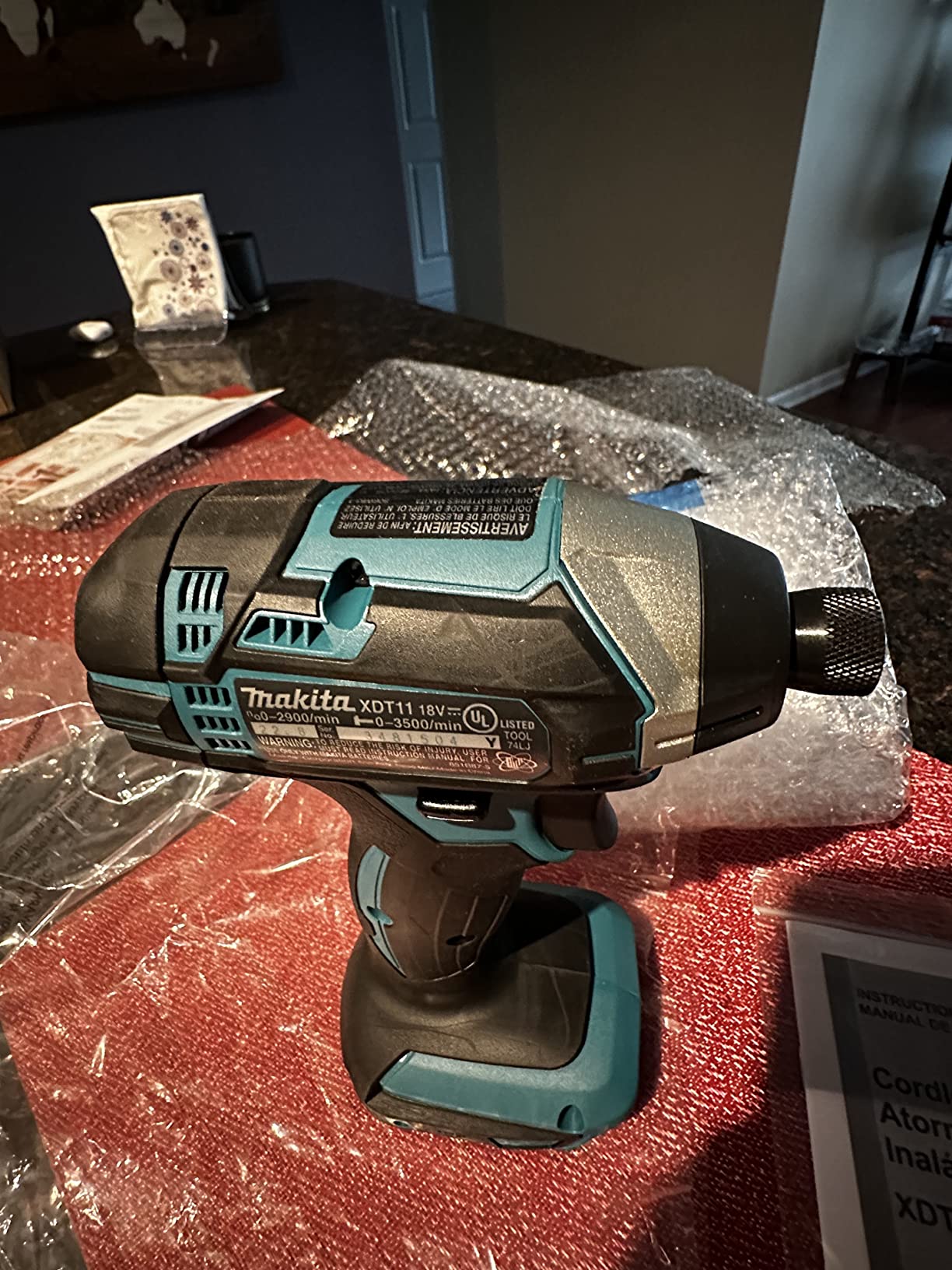 Makita XDT11Z 18V LXT Lithium-Ion Cordless Impact Driver, Tool Only customer photo 2