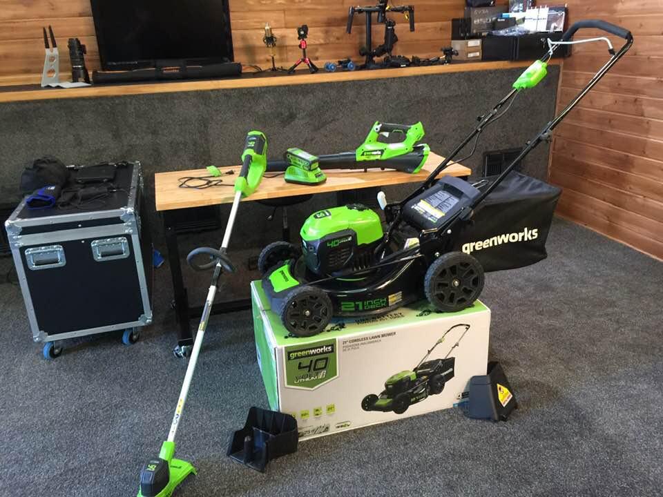 Greenworks 40V 12 in String Trimmer & 390 CFM Blower Combo, 2.0 Ah Battery customer photo 1