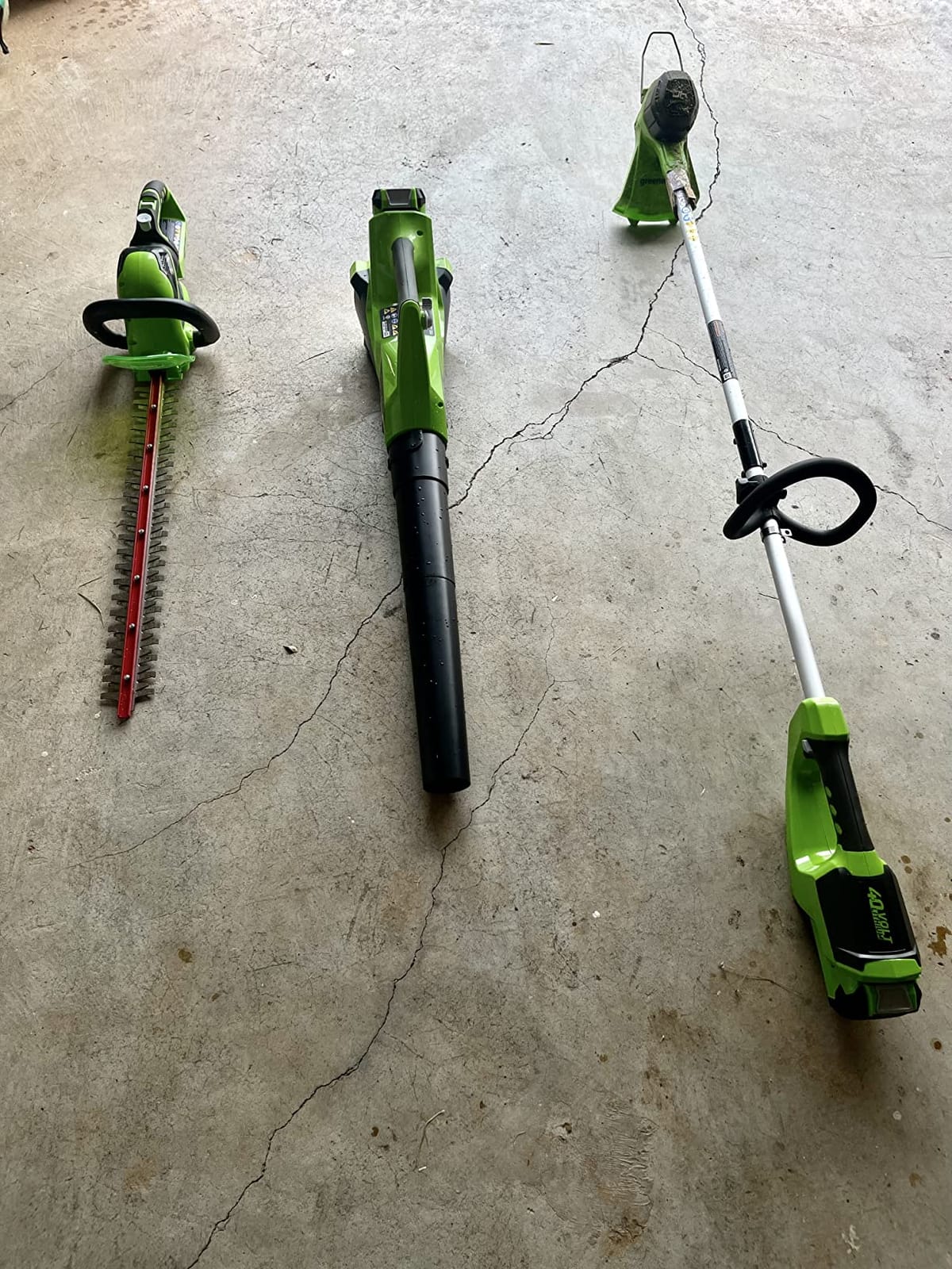 Greenworks 40V 12 in String Trimmer & 390 CFM Blower Combo, 2.0 Ah Battery customer photo 2