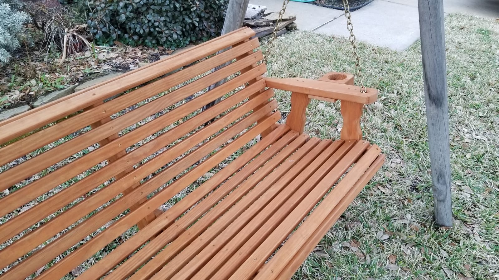 Amish Casual Heavy Duty 700 Lb Capacity Porch Swing with Cup Holders (5 Foot, Cedar Stain) - Wooden Outdoor Roll Back Swing with Hanging Chains customer photo 2