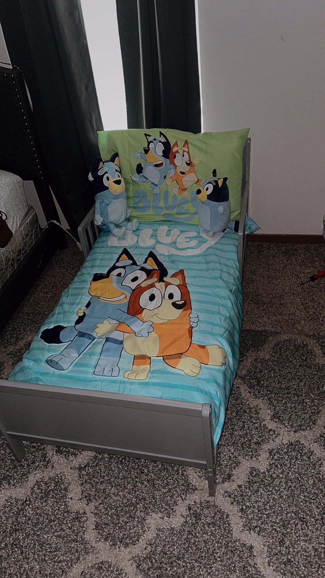 Delta Children Fancy Wood Toddler Bed - Greenguard Gold Certified, Grey customer photo 1