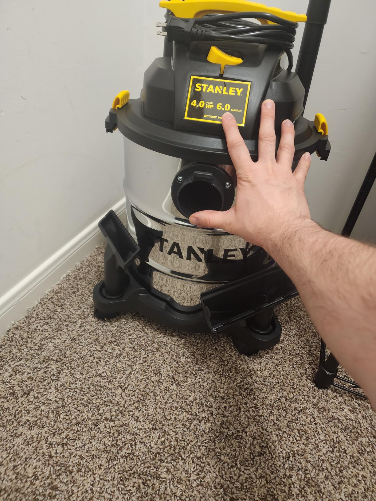 STANLEY SL18116 Wet/Dry Vacuum, 6 Gallon, 4 Horsepower, Stainless Steel Tank, 4.0 HP, Silver+Yellow customer photo 1