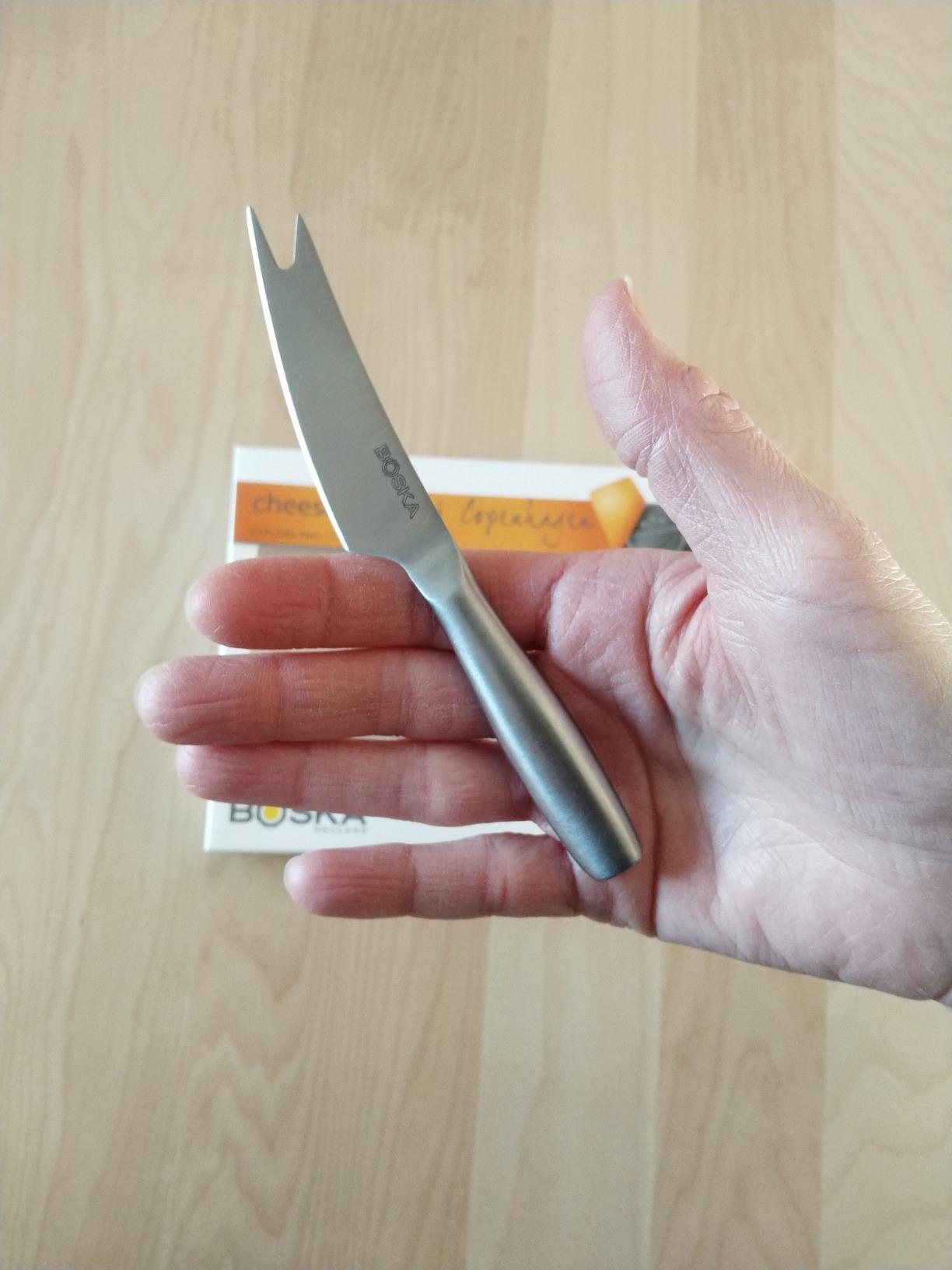 BOSKA Cheese Knife Set Mini Copenhagen - 4 Stainless Steel Cheese Knives | 4 small knives for semi-soft, semi-hard and hard cheese; lightweight stainless steel and dishwasher safe customer photo 1