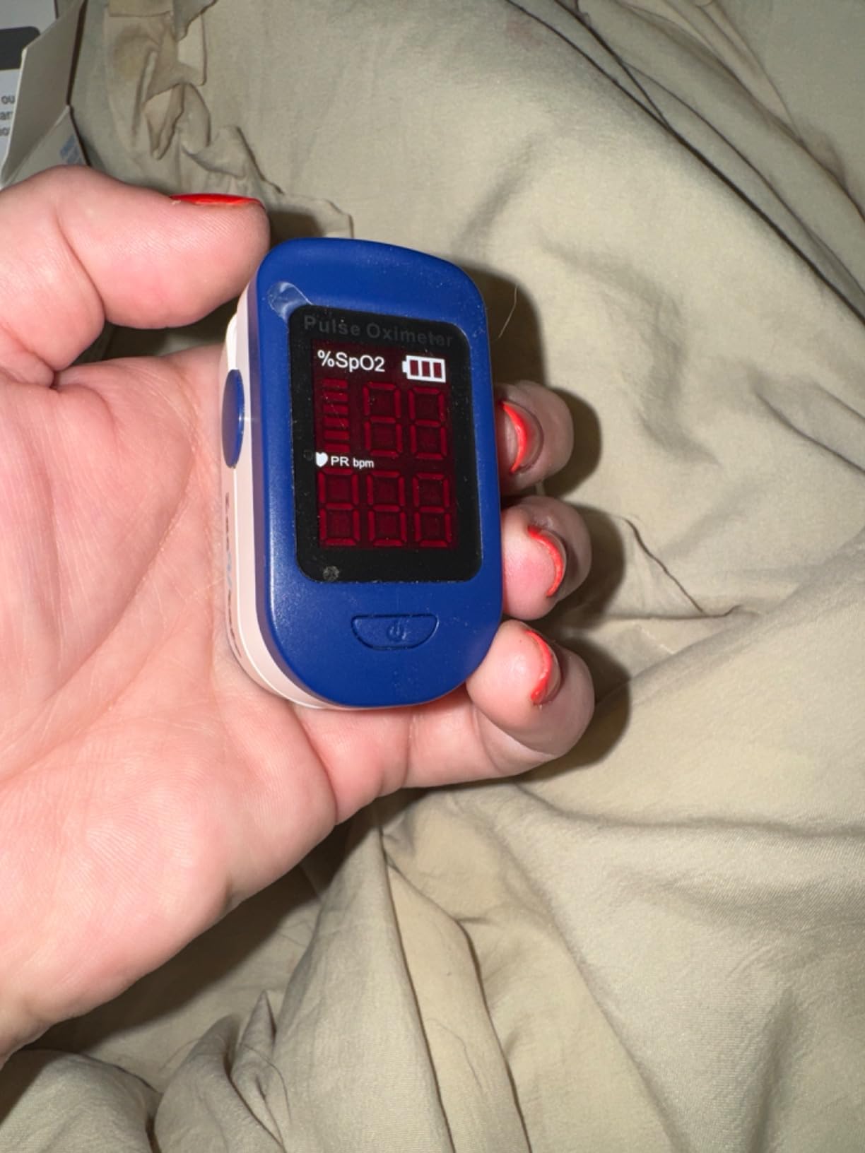 Zacurate 500BL Fingertip Pulse Oximeter Blood Oxygen Saturation Monitor with Batteries Included (Navy Blue) customer photo 1