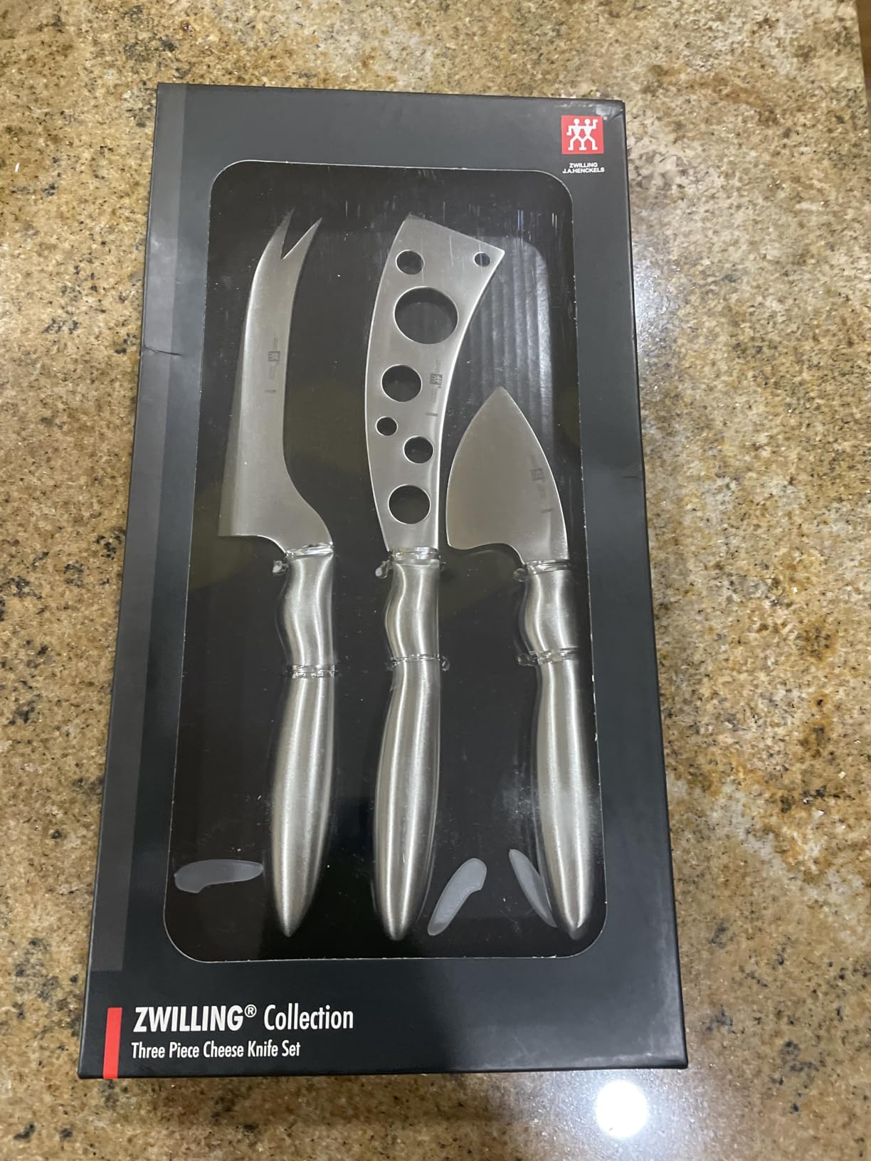 ZWILLING Collection 3-pc Cheese Knife Set for Charcuterie Board, Gift Set customer photo 1