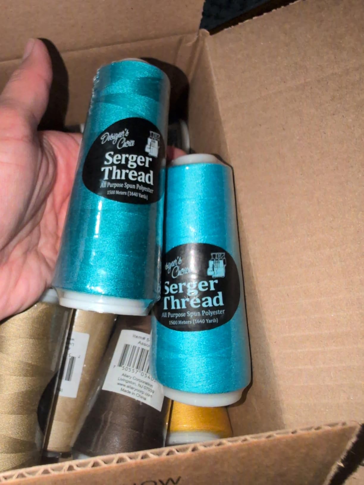 PLESIU Serger Quilting Embroidery Thread Cones - 1500M Bundle of 14 Assorted Colors: customer photo 2