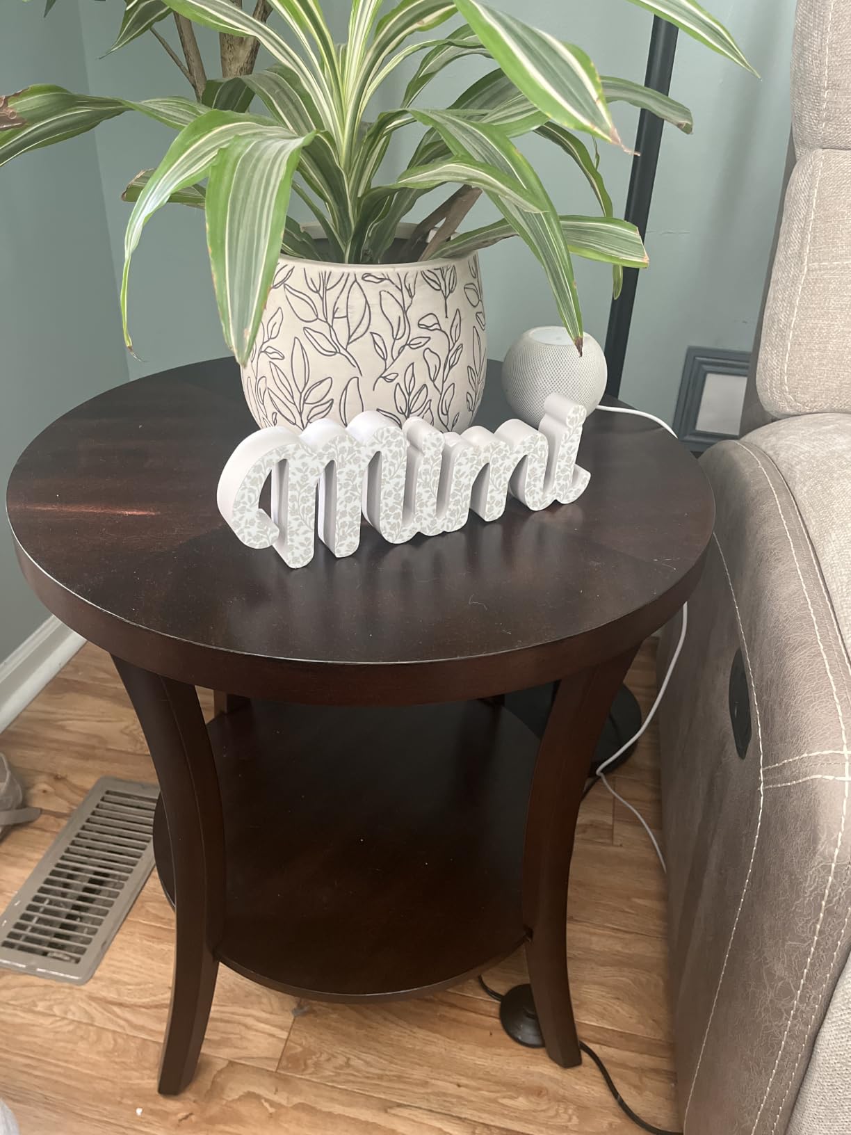 Roundhill Furniture Perth Contemporary Round End Table with Shelf, Espresso customer photo 2