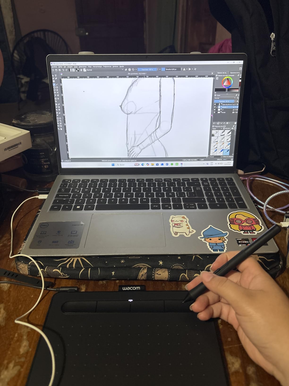 Wacom Intuos Small, Wired Graphic Drawing Tablet with Pen + Software | Battery-free pen, 4 ExpressKeys for shortcuts, works with Mac, Windows & Chromebook; Ideal for creators, students & teachers customer photo 1