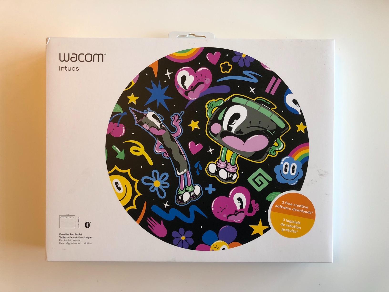 Wacom Intuos Medium, Bluetooth Graphic Drawing Tablet with Pen + Software | Battery-free pen, 4 ExpressKeys for shortcuts, works with Mac, Windows & Chromebook; Ideal for creators, students & teachers customer photo 2