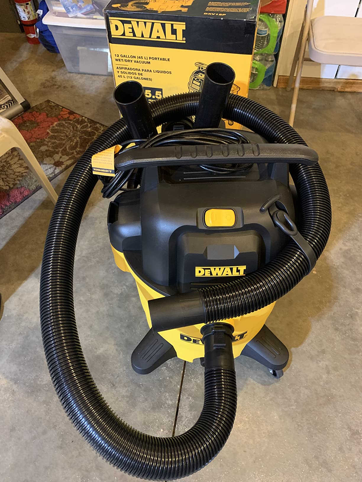DEWALT 12 Gal. 5.5 HP Poly Wet/Dry Vacuum with Hose and Accessories DXV12P customer photo 2