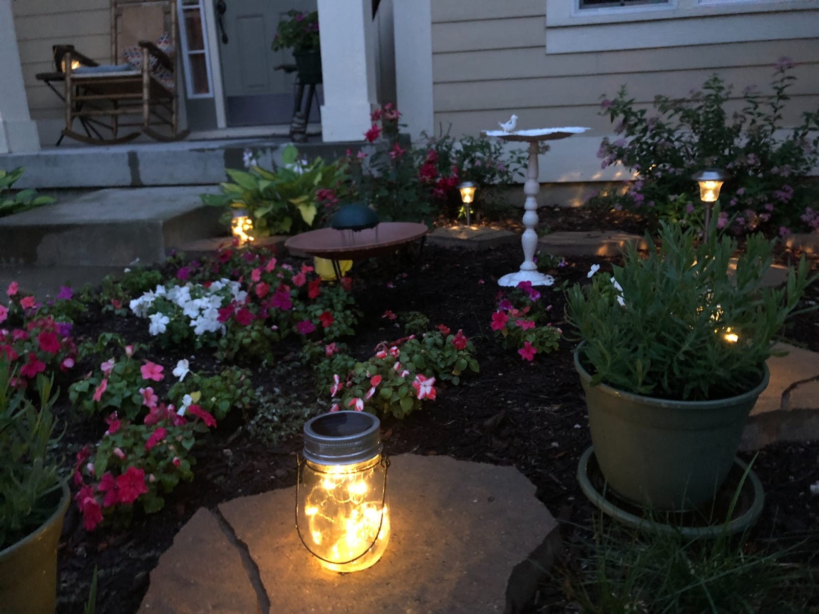 GIGALUMI Hanging Mason Jar Solar Lights, 6 Pack 30 Led Hanging Lantern | Solar Lanterns Outdoor Waterproof customer photo 1