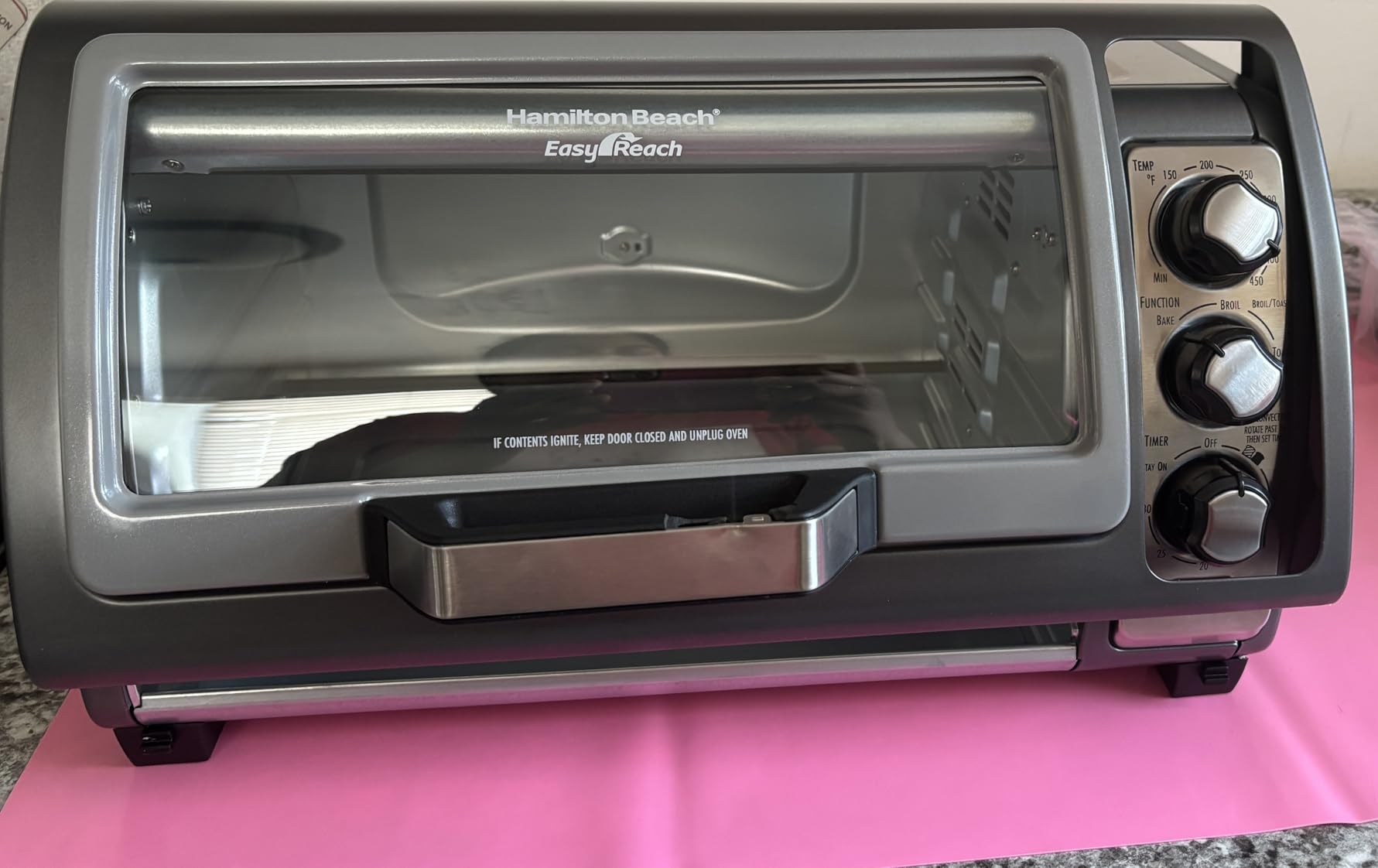 Hamilton Beach Easy Reach 6 Slice Countertop Convection Toaster Oven | Roll-Top Door For Easy Access | Bake, Broil & Toast Functions | 150 to 450ºF Adjustable Temp | Auto Shutoff | Silver customer photo 2