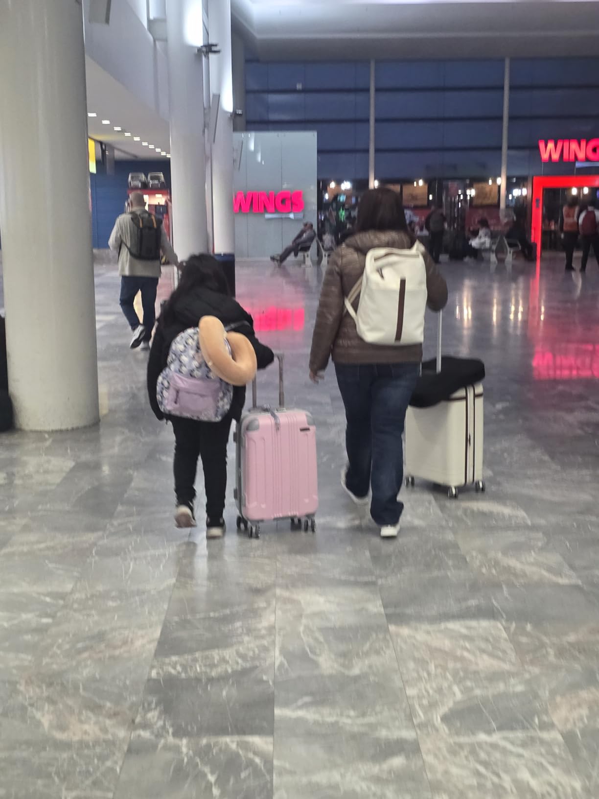 Rockland London Hardside Spinner Wheel Luggage, Carry-On 20