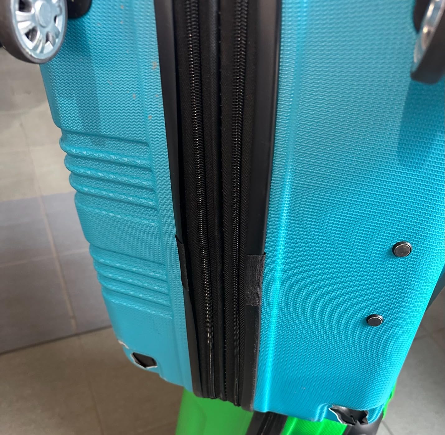 Rockland London Hardside Spinner Wheel Luggage, Carry-On 20
