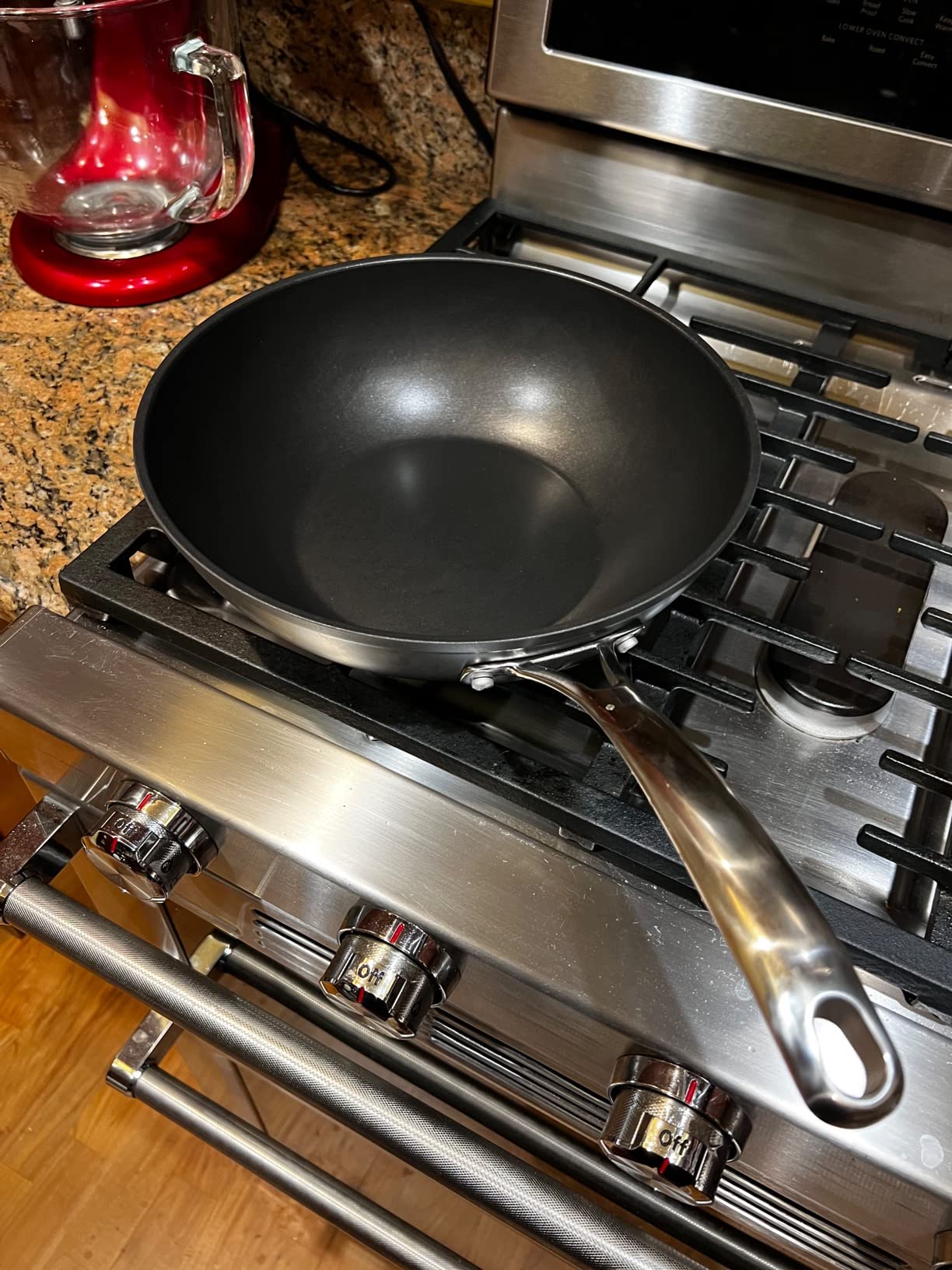 Cooks Standard Classic 11-Inch Hard Anodized Nonstick Wok Stir Fry Pan customer photo 1