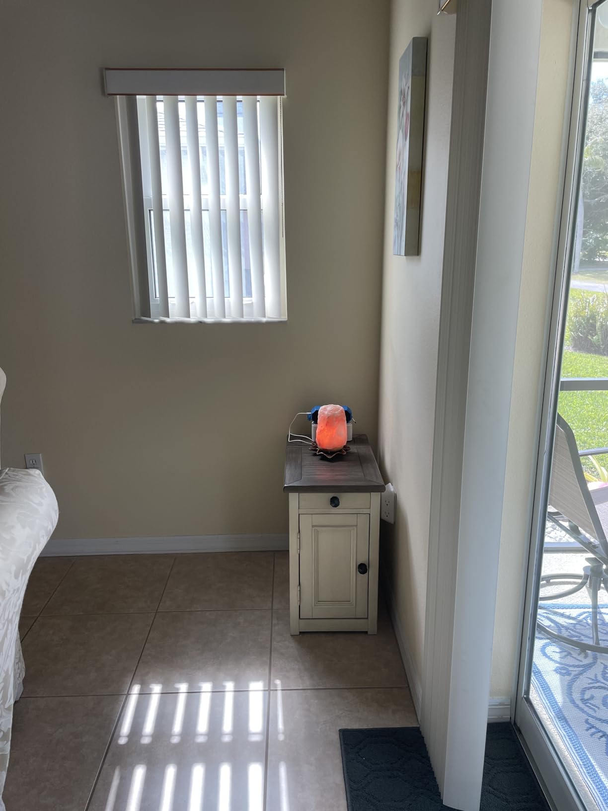 Signature Design by Ashley Bolanburg Farmhouse End Table with USB & Outlets | Narrow side table, Hidden USB ports, Pull-out tray, Adjustable shelf, Crafted with veneers, wood and engineered wood customer photo 2