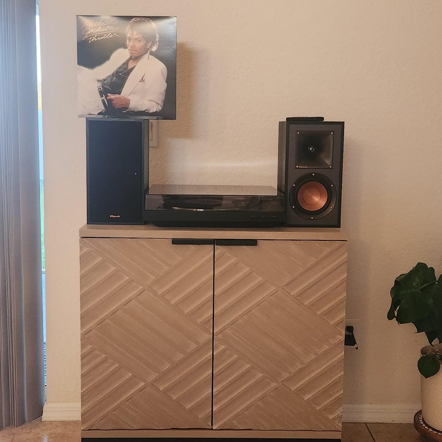 Klipsch R-51PM Powered Bluetooth Speaker,Black customer photo 1