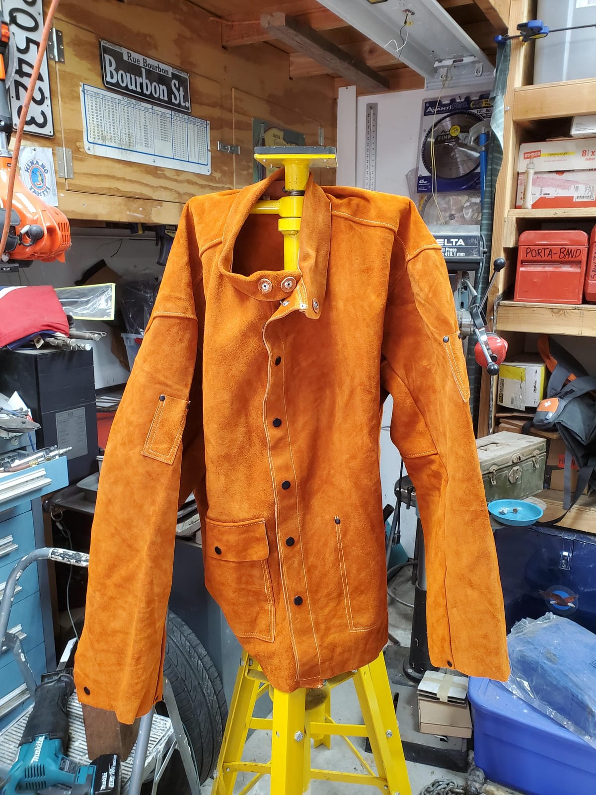 QeeLink Leather Welding Jacket - Flame-Resistant Heavy Duty Work Welder Jackets - Split Cowhide Welding Coat for Men Women customer photo 2