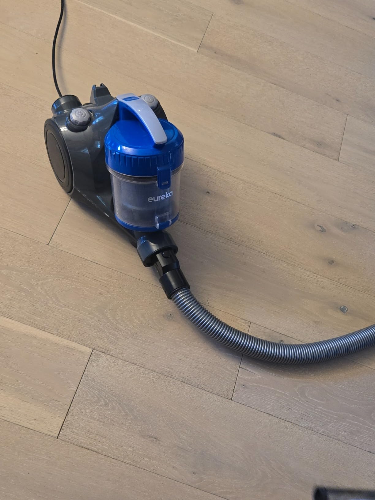 Eureka Whirlwind Bagless Canister Cleaner NEN110A Lightweight Corded Vacuum for Carpets and Hard Floors, Blue customer photo 2
