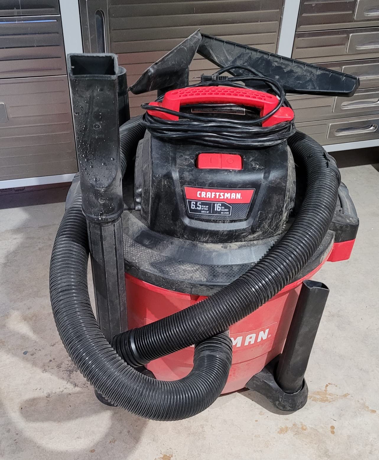 CRAFTSMAN CMXEVBE17595 16 Gallon 6.5 Peak HP Wet Dry Shop Vacuum | Heavy-Duty Wet and Dry Vac with Filter, Dust Bag, Hose and Attachments for Home Projects & Renovations customer photo 2